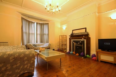 2 bed flat, Fern Avenue Lower, Jesmond, Newcastle, NE22QU - Image 3